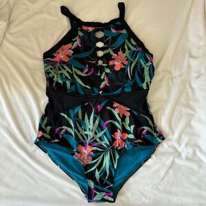 Terra & Sky One Piece Swimsuit Tropical Floral Women Plus Size 1X (16W-18W) NWOT